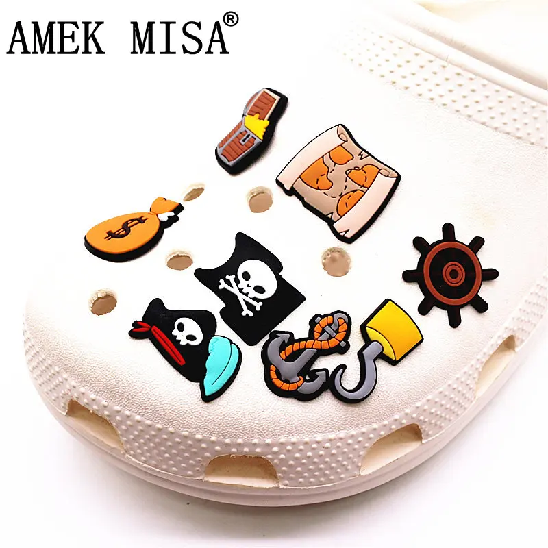 

New Nautical Pirate Style PVC Shoe Charms Rthree-cornered Hat Map Shoe Accessories Sandals Decorations Croc Jibz for Kid's Gifts
