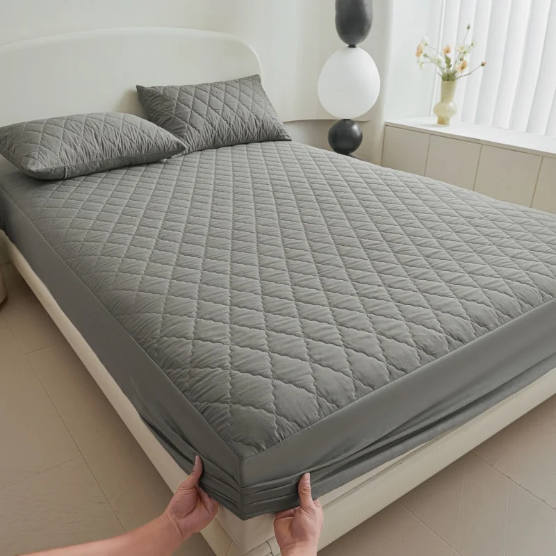 

Водонепроницаемый стеганый наматрасник 100% полиэстер