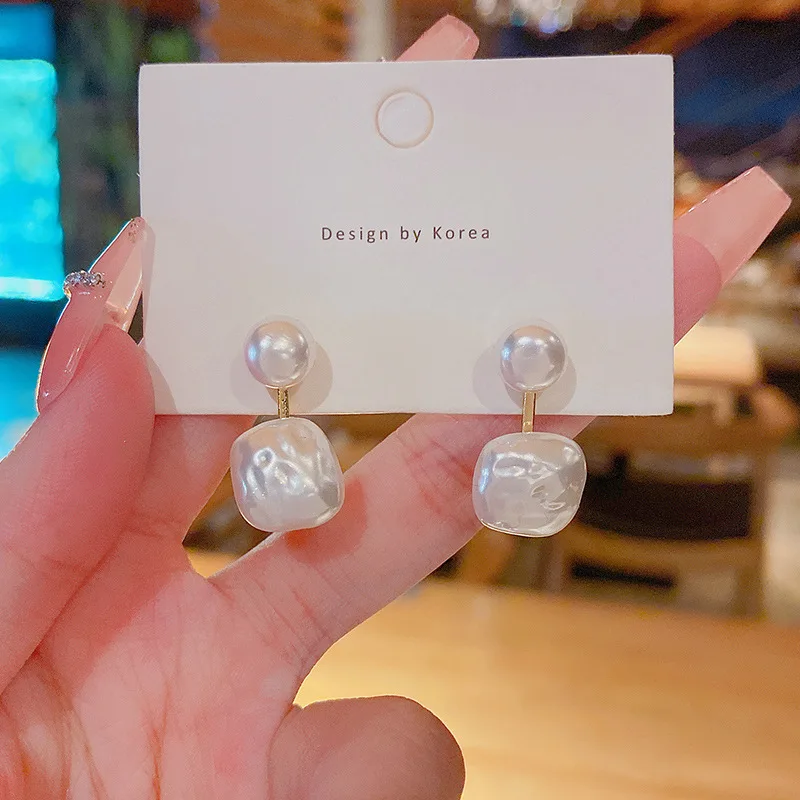

Retro Style Autumn/Winter S925 Silver Needle Geometric Square Baroque Pearl Earrings For Women Elegant Super Fairy Earring E039