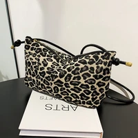 senior sexy leopard print bag womens bag 2022 new trendy fashion autumn and winter messenger bag all match casual shoulder bag