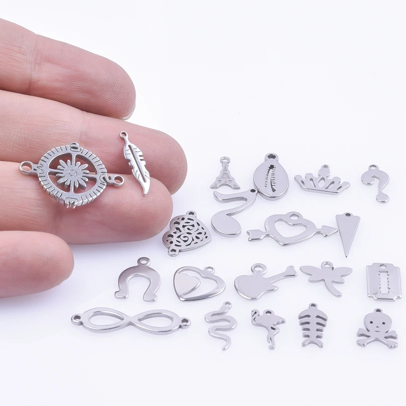 

40pcs Mix Silver Color Cute Stainless Steel Pendants Animal Snake Charms For Jewelry Making Supplies Hearts DIY Earrings Pendant