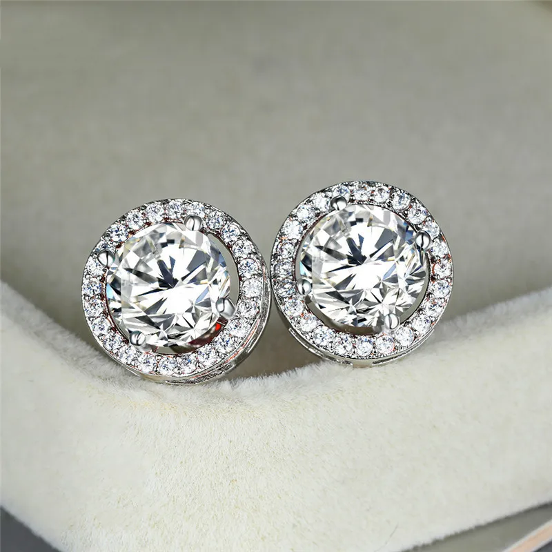 

Женские серьги-гвоздики из серебра 925 пробы, с круглым бриллиантом