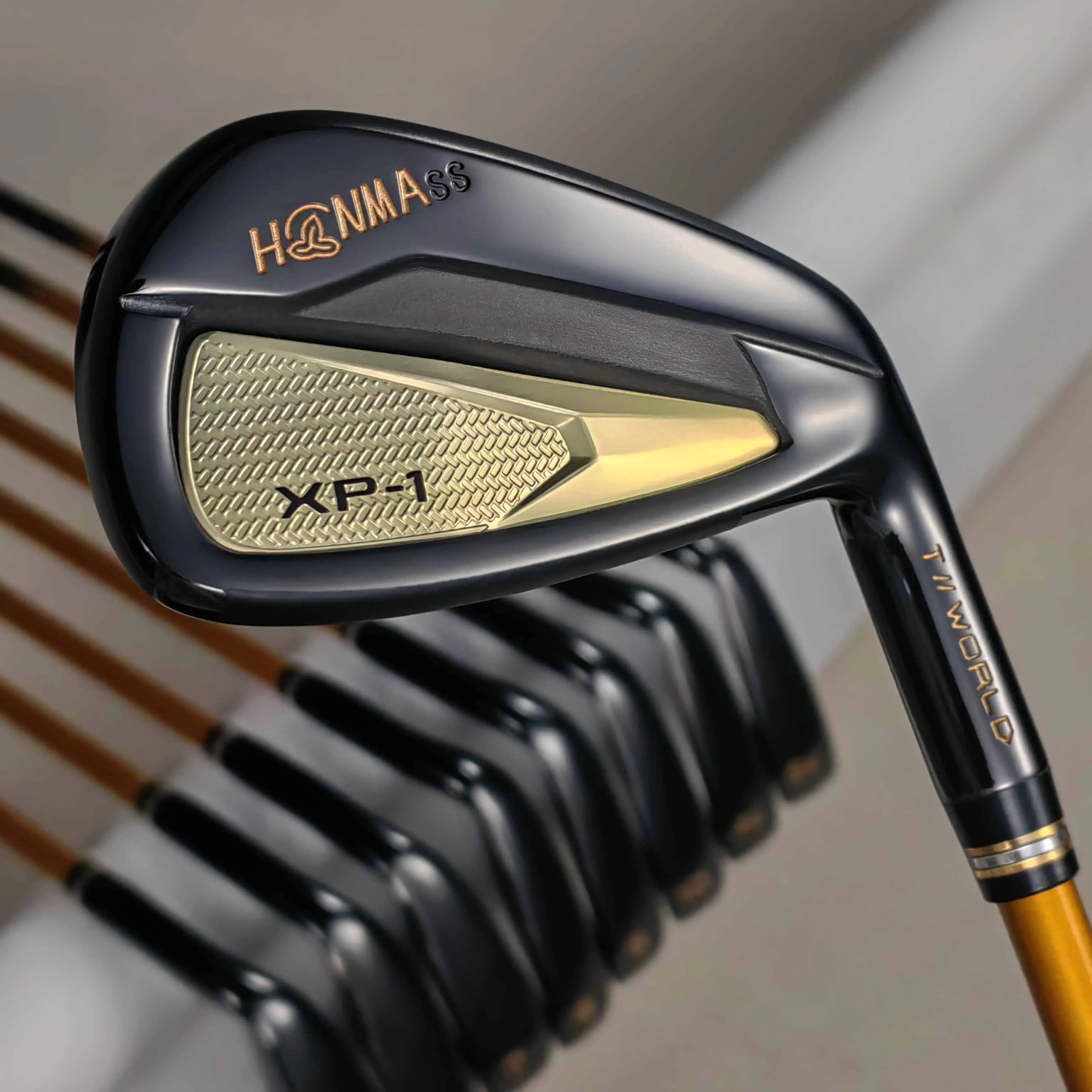 

Golf clubs XP-1 iron group of 9 STEALTH