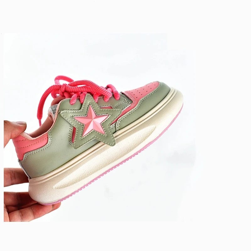 Кроссовки детские из натуральной кожи Нескользящие на плоской подошве со