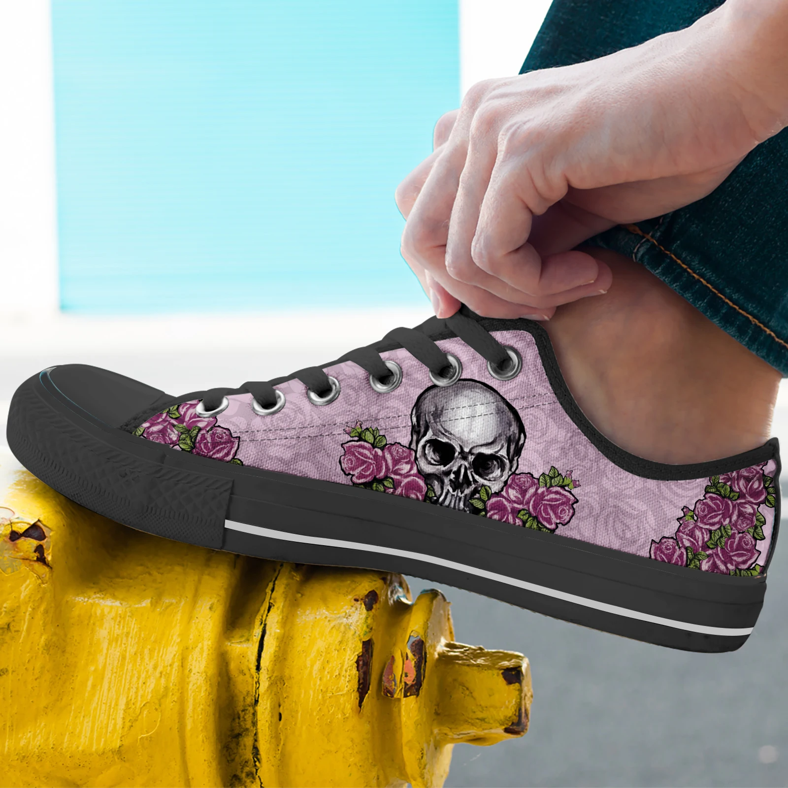 ELVISWORDS Queen Skull Flower 3D Print Vulcanize Shoes Fashion Women Canvas Low Top Flats Lace Up Comfortable Shoes Walk Zapatos