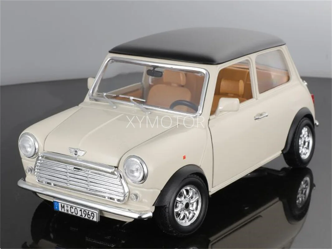 

Модель автомобиля Bburago 1/16 для BMW Mini Cooper 1969, литая, цвета хаки, игрушки, хобби, подарки, коллекция, демонстрационные украшения