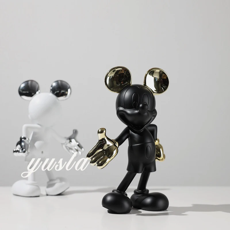 

Simple Mickey Action Figure Modern Cartoon Minnie Mouse Statue
