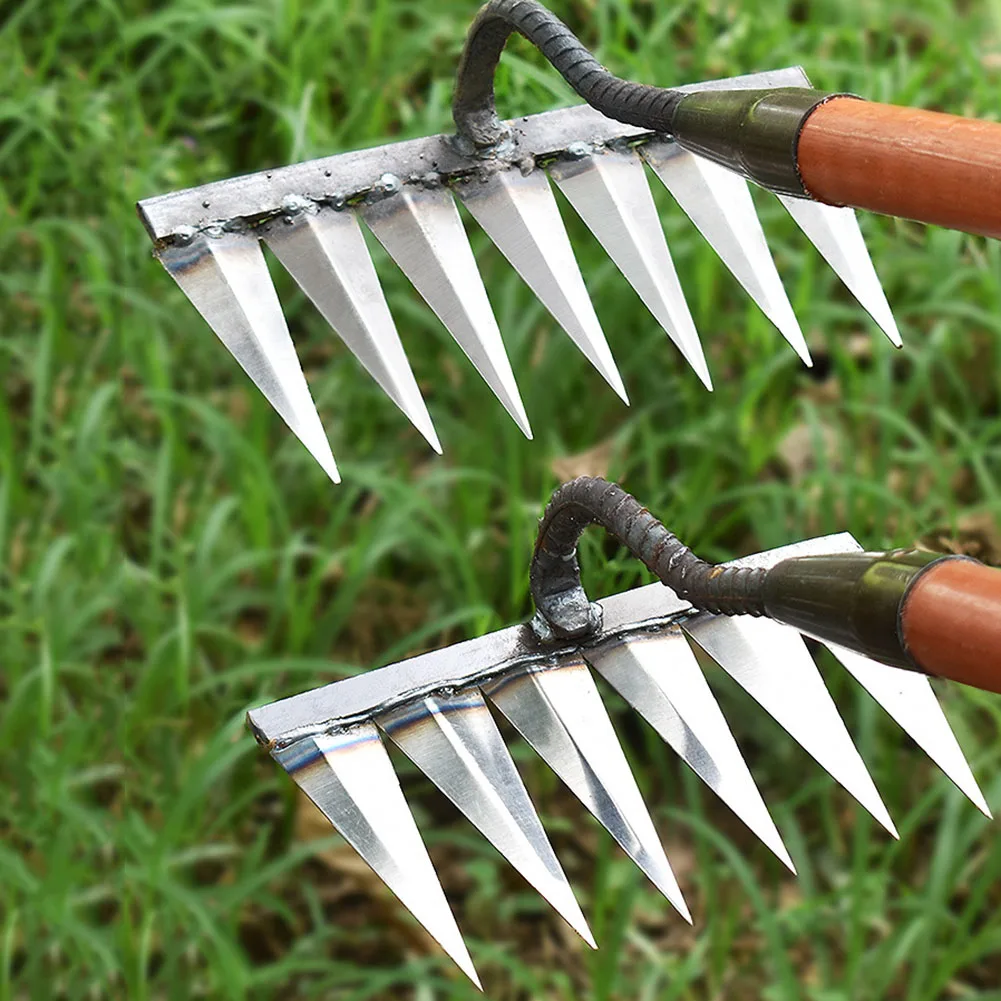 

Weeding Hoe Rake Steel Scarifier Nail Harrow Grasping Raking Loosening Soil Tool for Home Weeding Ditching Seeding