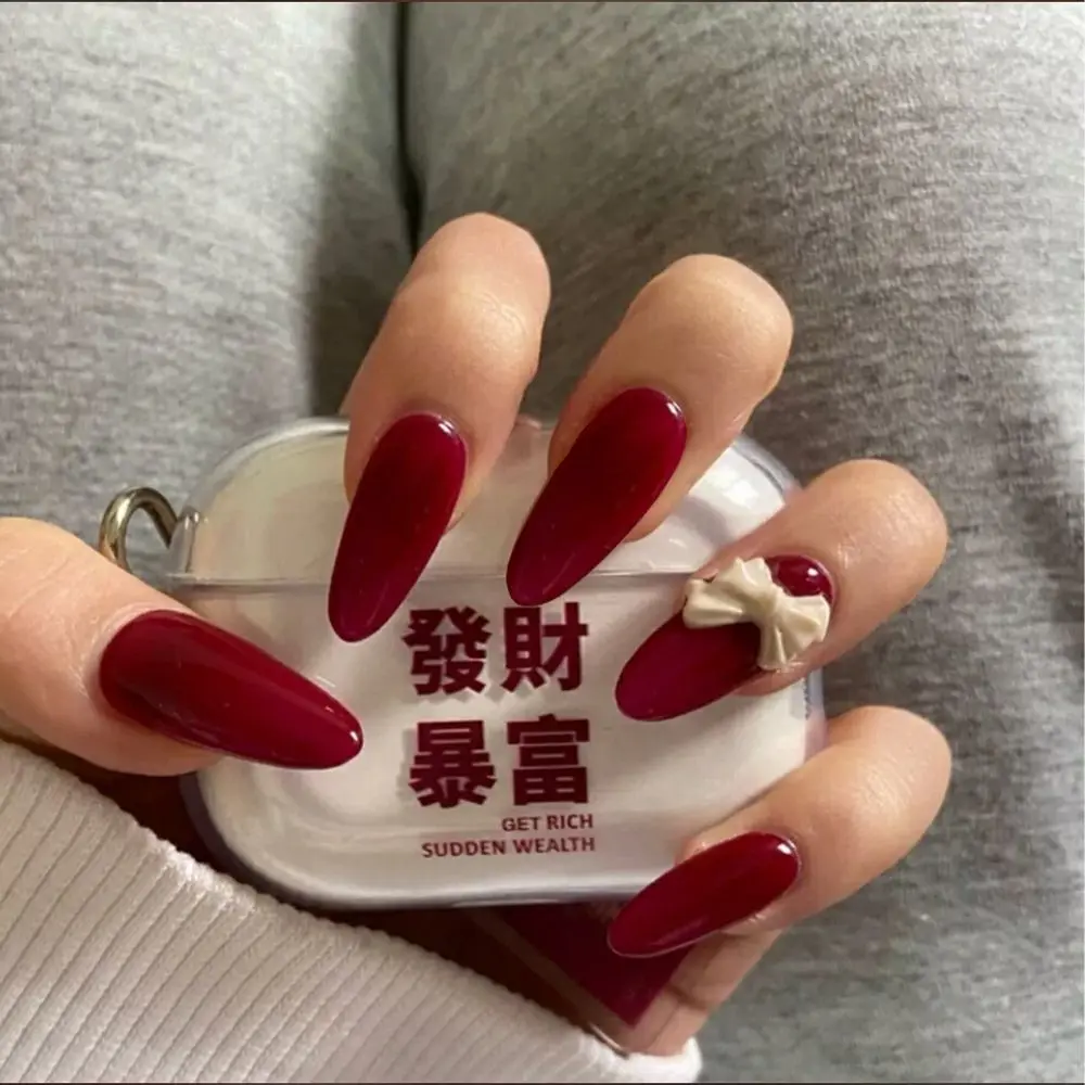 

24pcs/Box Women Fashion Manicure Tool Full Cover Detachable Wearable Glitter Fake Nails Almond False Nails Nail Tips