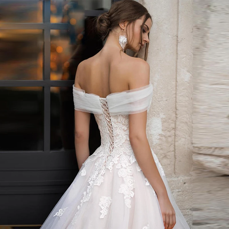 

Princess Tulle Wedding Dress for Women Boat Neck Sleeveless Appliques Bridal Gowns Lace Up Brides Dresses Vestidos De Novia