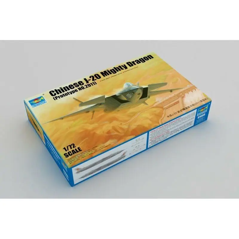 

Trumpeter 01665 1/72 Chinese J-20 Mighty Dragon (Prototype NO.2011) - Scale Model Kit