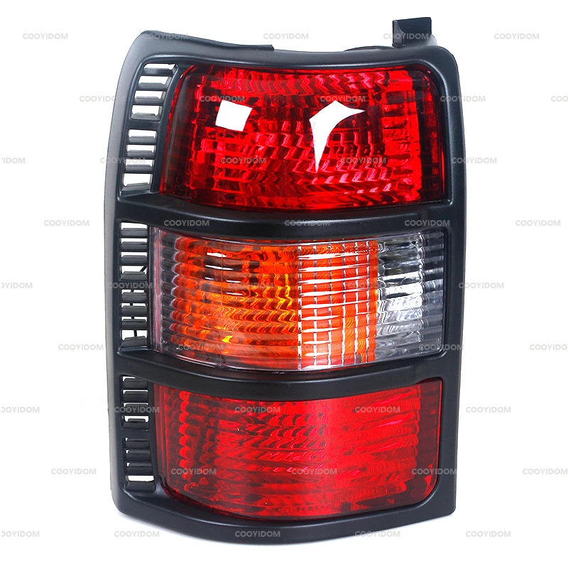 Автомобильный фонарь боковой задний для Mitsubishi Pajero V31 V32 V33 V43 1993-1997 |
