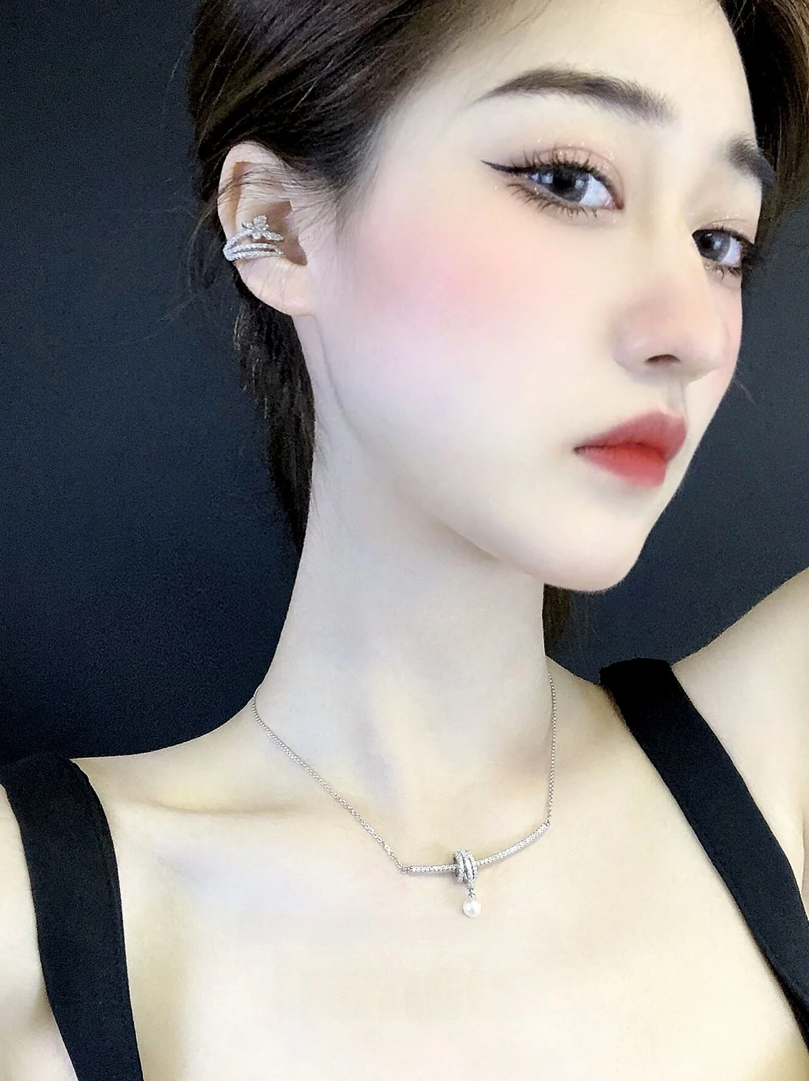 Ipmsis Light Luxury Jewelry Ear Clip No Pierced Cold Sle Studs European and American Pearl Earrings