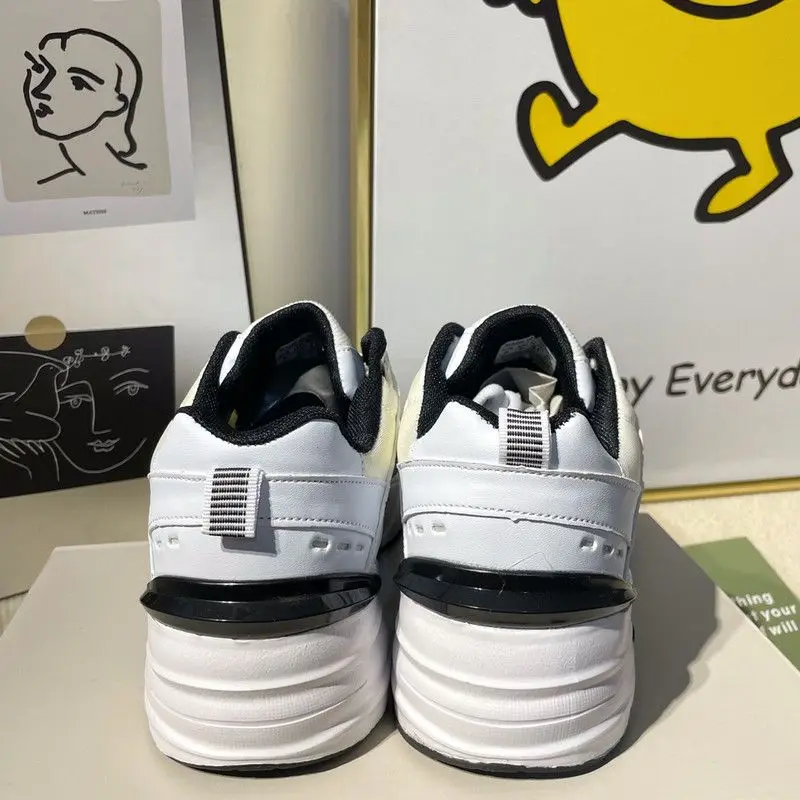 Спортивные и повседневные кроссовки для мужчин женщин.Nike m2k