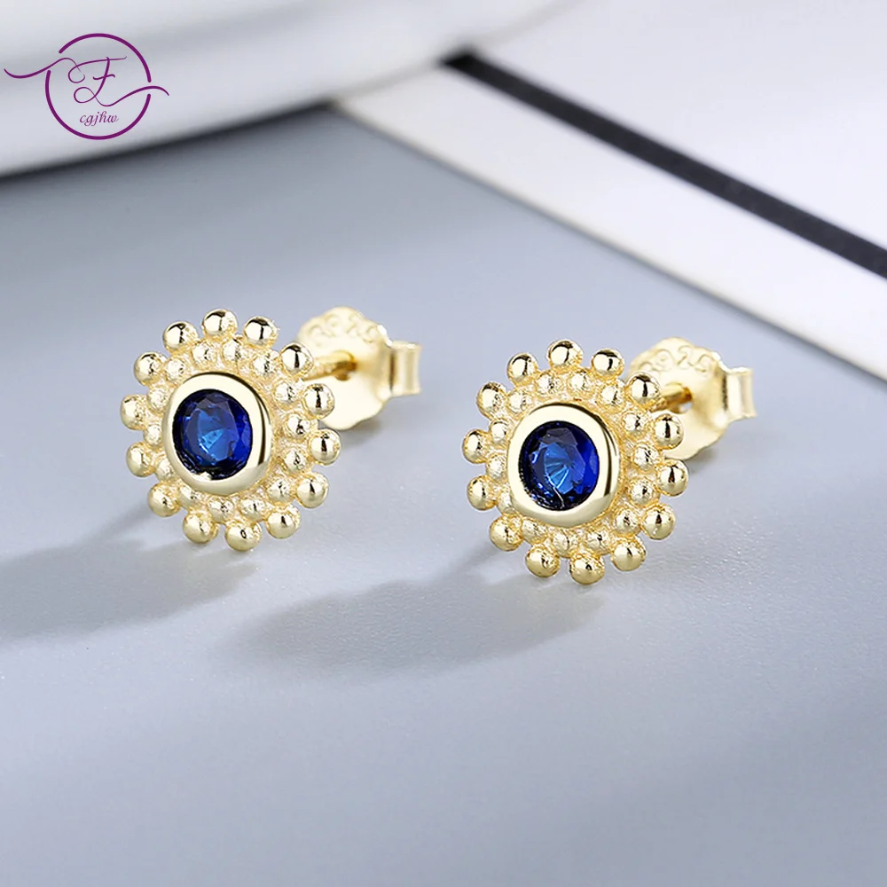 

Женские серьги-гвоздики из серебра 925 пробы с сапфирами