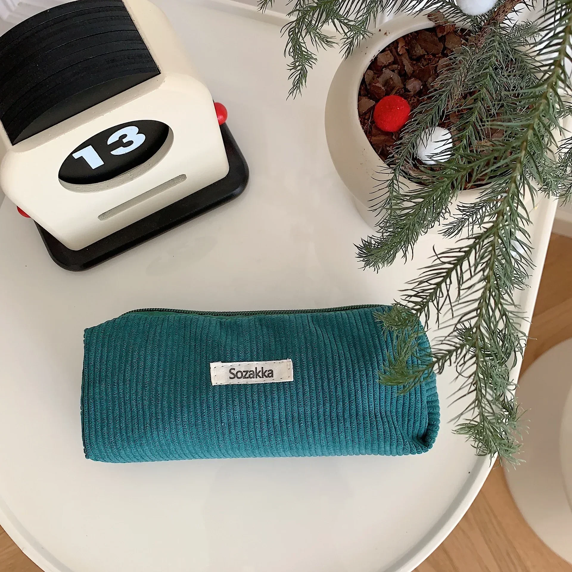 

Ретро вельветовый пенал для детей