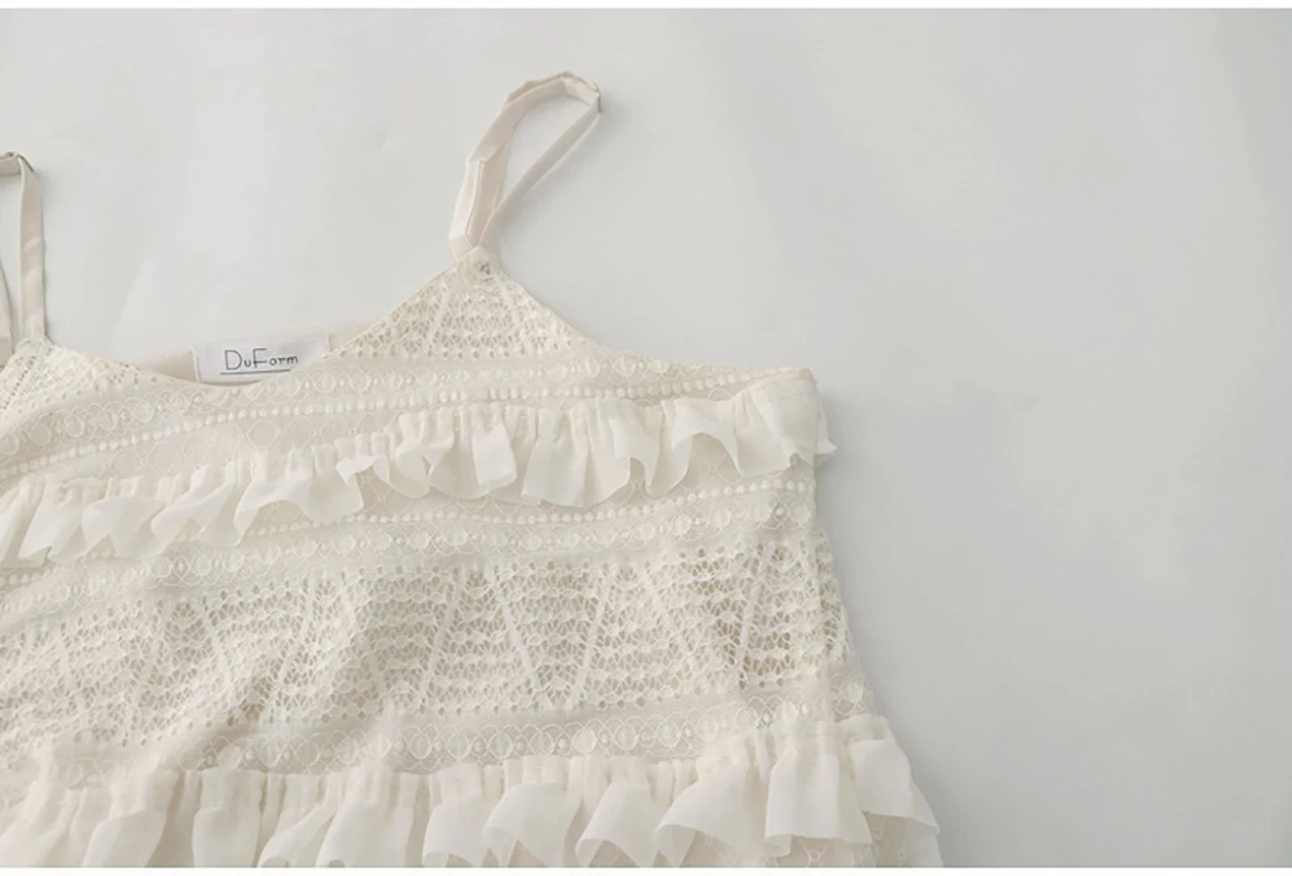 Женское кружевное платье на бретельках во французском стиле летние кружевные