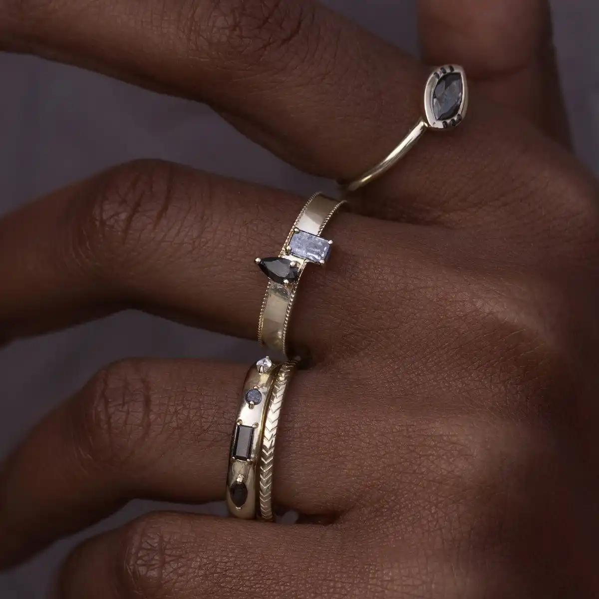 

Unique S925 Sterling Silver Black Diamond Sprinkle Ring for Women