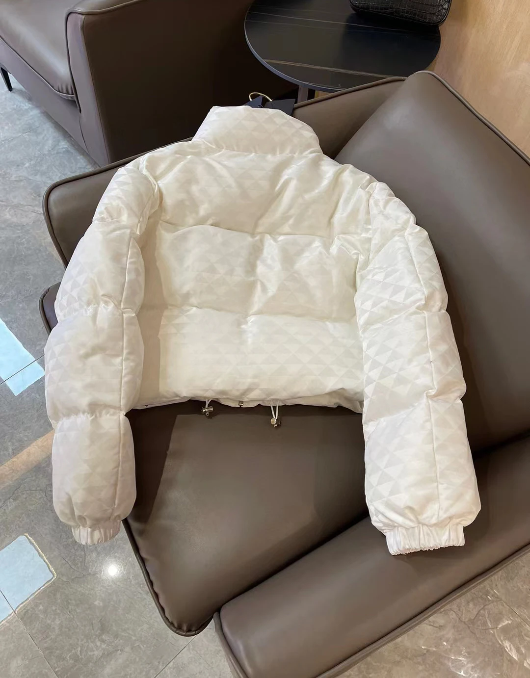 Рисунок 6 - Корейский Демисезонный женский пуховик