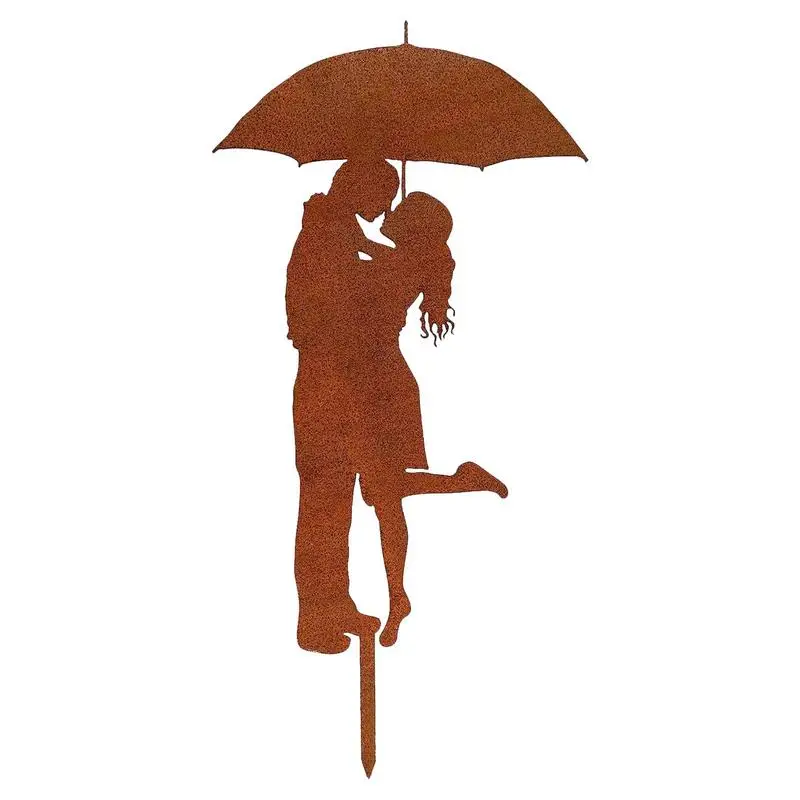 

Couple Yard Stake Decorative Metal Rustic Couple Hug Stake Vintage Couple Statue For Garden Lawn Patio Balcony Decorations