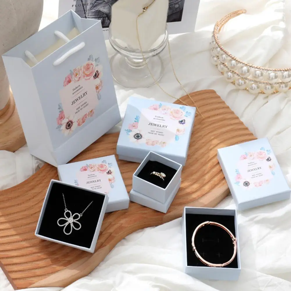 

Подарочная коробка с сумочкой, портативная Подарочная губчатая подкладка с цветочным принтом, многофункциональная цветная коробка для упа...