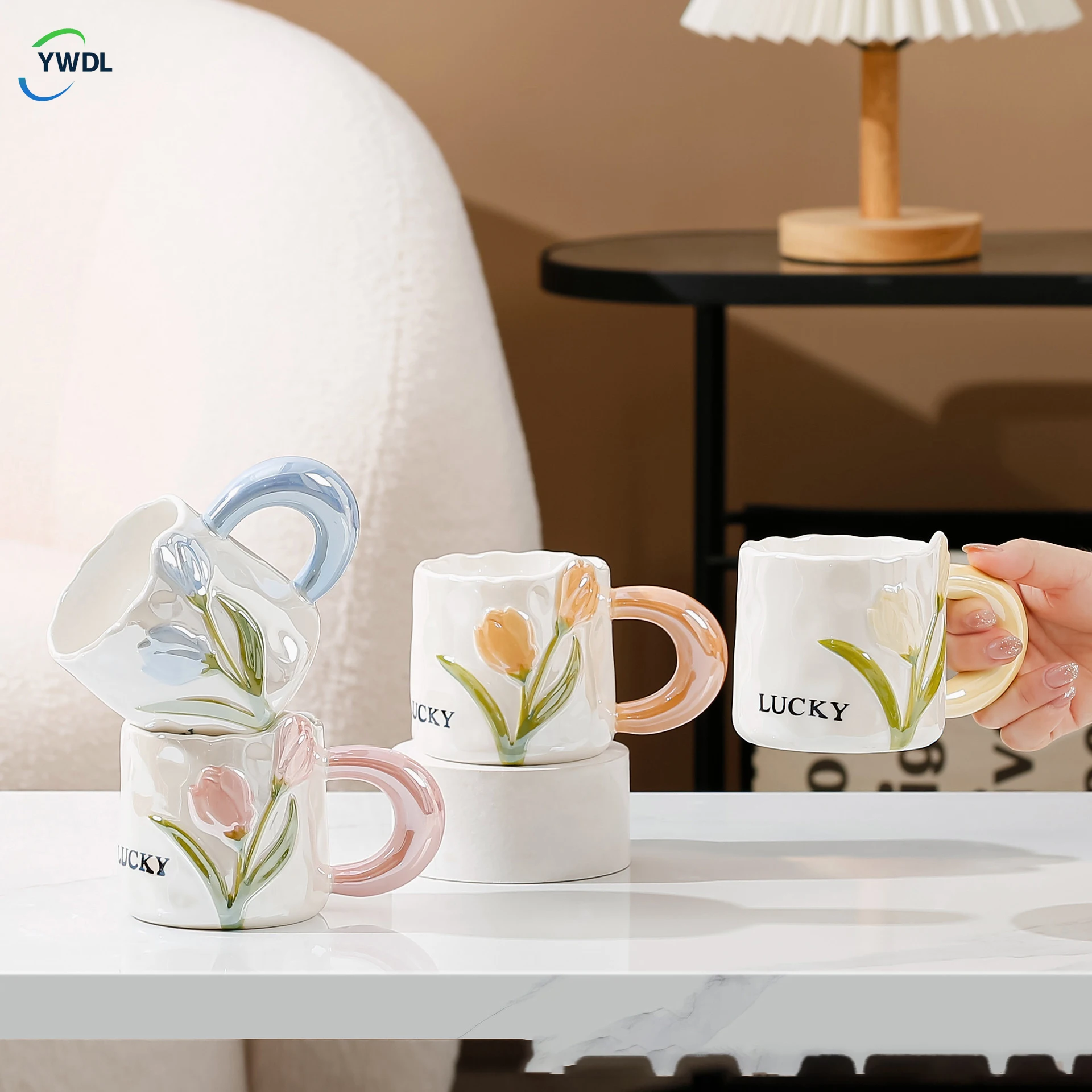 

380ml Tulip Mug Creative Ceramic Cup Hand Gift Lovely Couple Coffee Water Cup Teacher's Day Birthday Gift