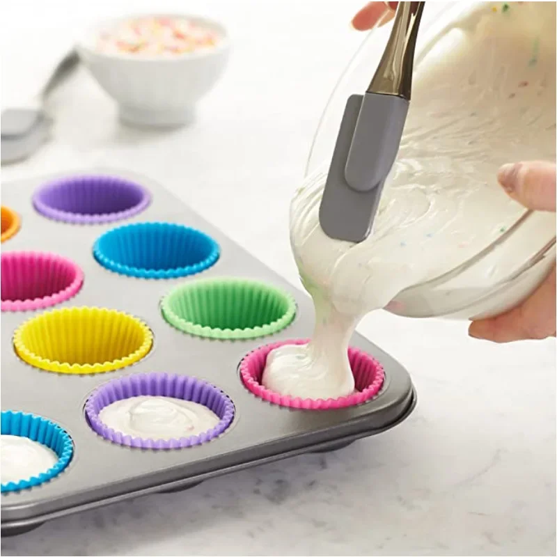 

12pcs/Set Silicone Cake Mold Round Shaped Muffin Cupcake Baking Molds Kitchen Cooking Bakeware Maker DIY Cake Decorating Tools