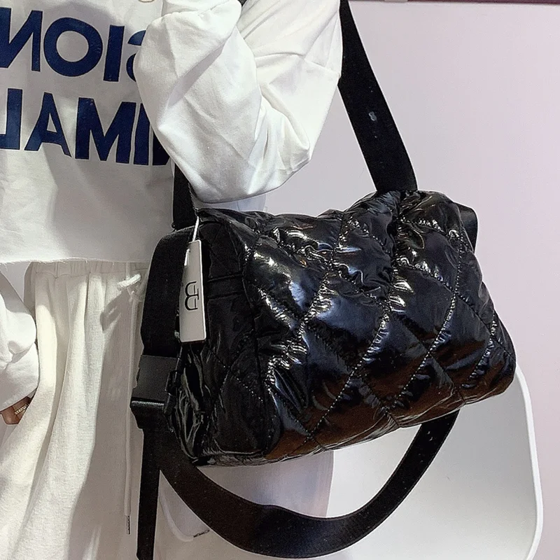 

Casual Sapce Padded Quilted Crossbody Shoulder Bag All-match Women Waterproof Nylon Messenger Bag Black Large Tote Winter Purse