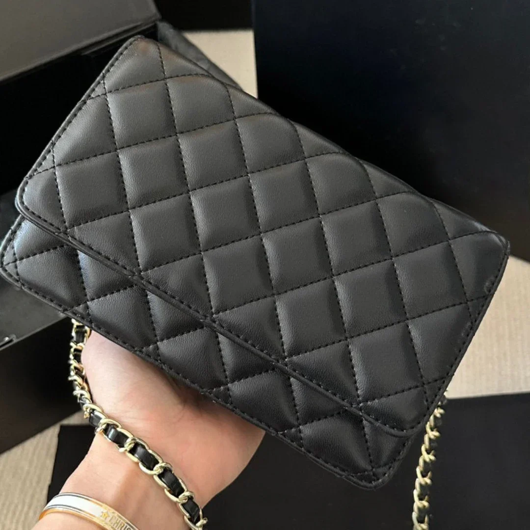 

Classic Sheepskin Luxury Designer Leather Flap Chain Shoulder Bag Handbags Ladies Prismatic Messenger bags for women Walle