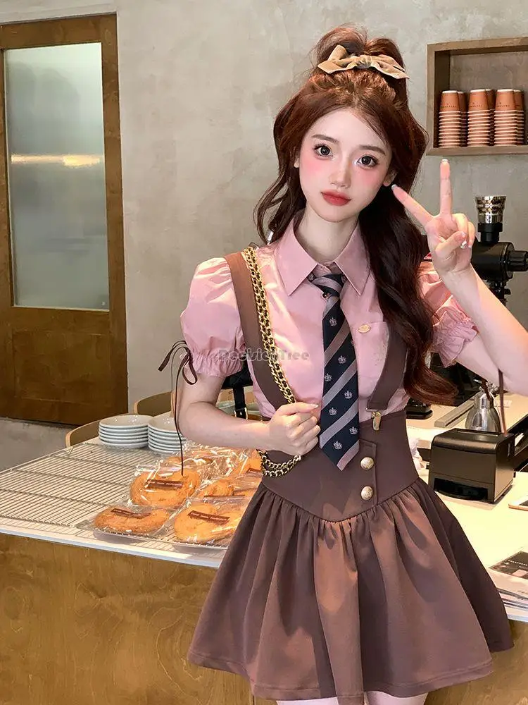 

2023 new improved fashion style girl high waist skirt simple short sleeve shirt puffy skirt two pieces set sexy jk uniform s494