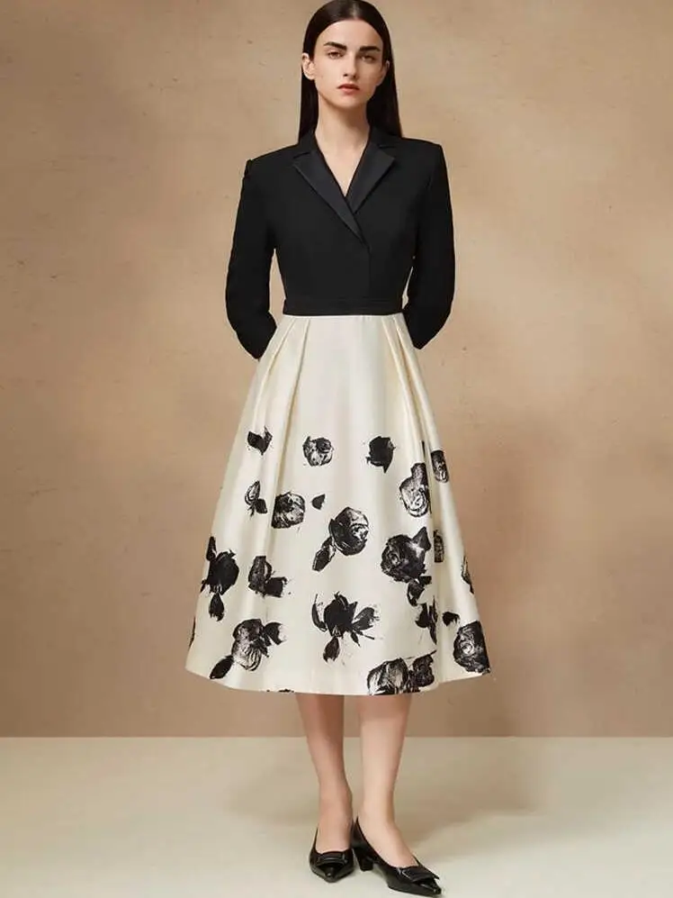 Song 2024 зимнее новое черно-белое платье с принтом роз и художественным