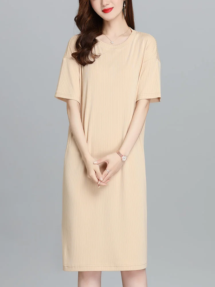 Женское Летнее шелковое платье с коротким рукавом средней длины
