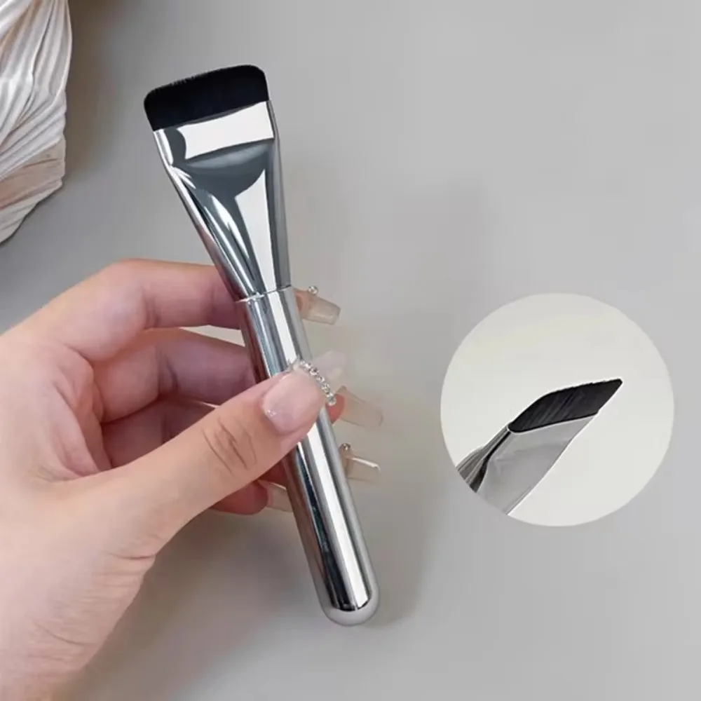 Ультратонкая кисть для тонального крема 1 шт. легкая контура лица плоская