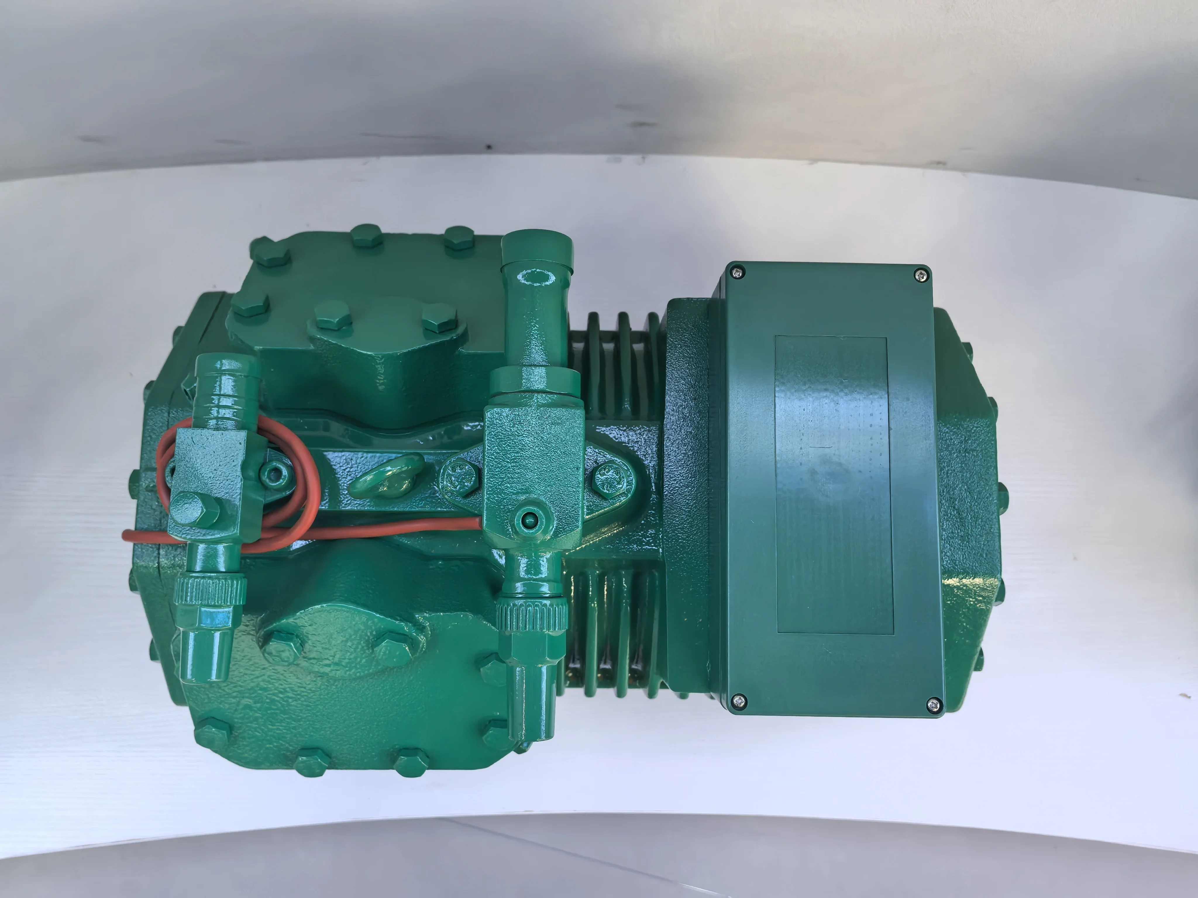 Горячая продажа 8 л.с. Bitzer полугерметичный компрессор кондиционера BFBV8HP 41.3