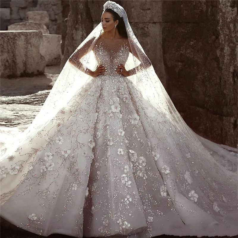 

Luxurious Ball Gown Wedding Dress Long Sleeves V Neck Lace Appliques Sequins 3D Flower Bridal Gowns Robe De Mariée Plus Size