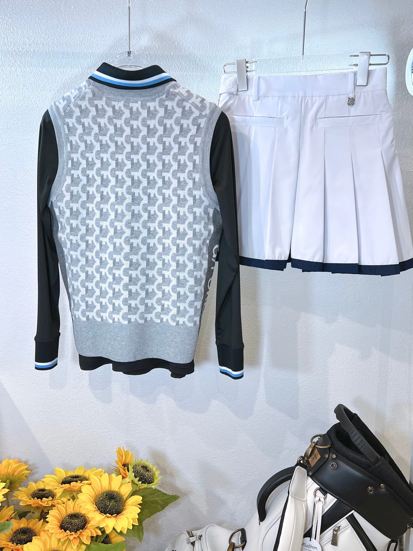 2022 new autumn/winter golf ladies knit sweater thickened knit vest with long sleeve or short sleeve outdoor sports leisure