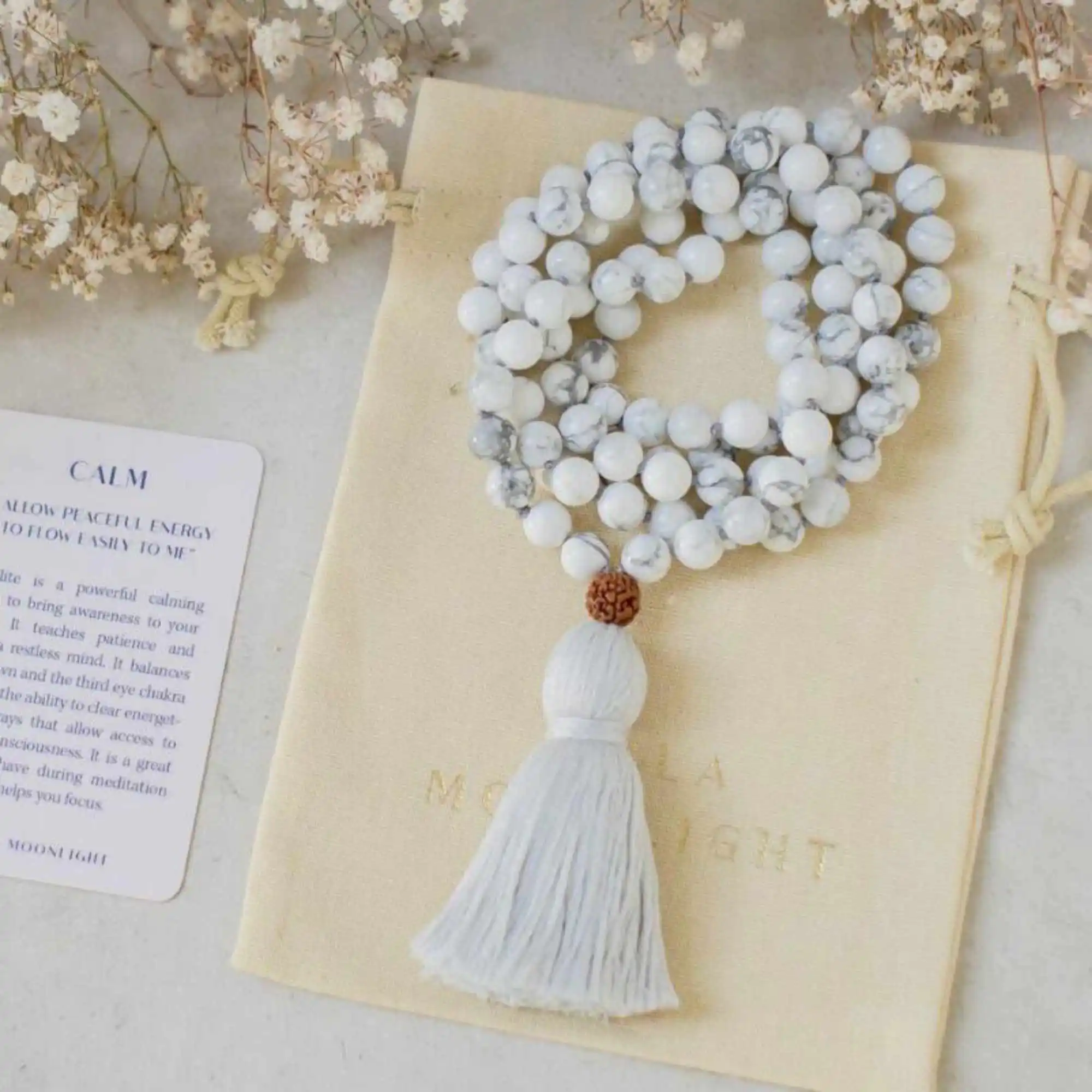 Натуральная белая круглая коричневая рудракша 8 мм 108 ожерелье с узелком дневное