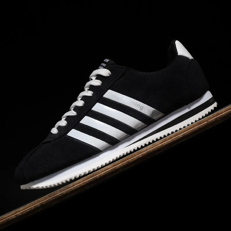 Hot Sale Lightweight Keep Running Shoes for Men Sport Shoes Breathable Sneakers Man Walking Jogging Shoes Outdoor Flat Trainers