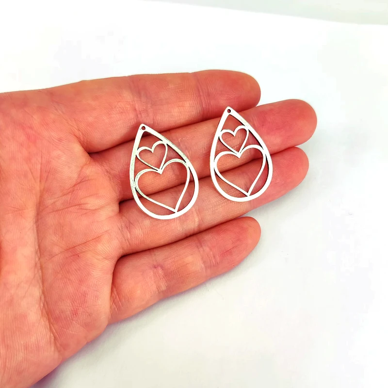 

50pcs free shipping Droplet shaped 2 hearts pendant charms for women DIY