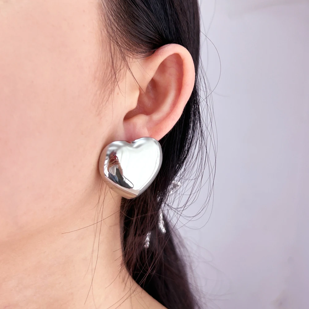Женские серьги-гвоздики в форме сердца из нержавеющей стали