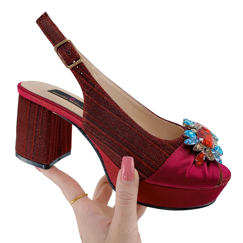 High Quality Green Wedding Shoes Nigerian African Girls Fashion Ironing Diamond Sandals Summer Casual Stitching Women's Shoes