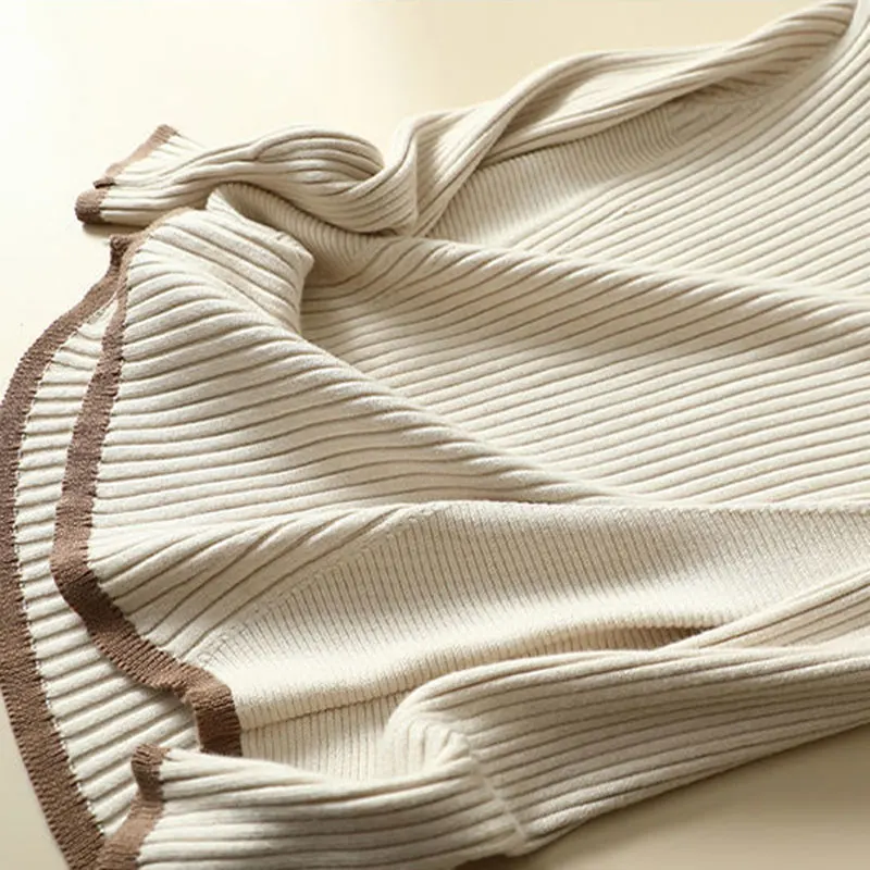 Женский трикотажный пуловер с длинным рукавом и ложным воротником