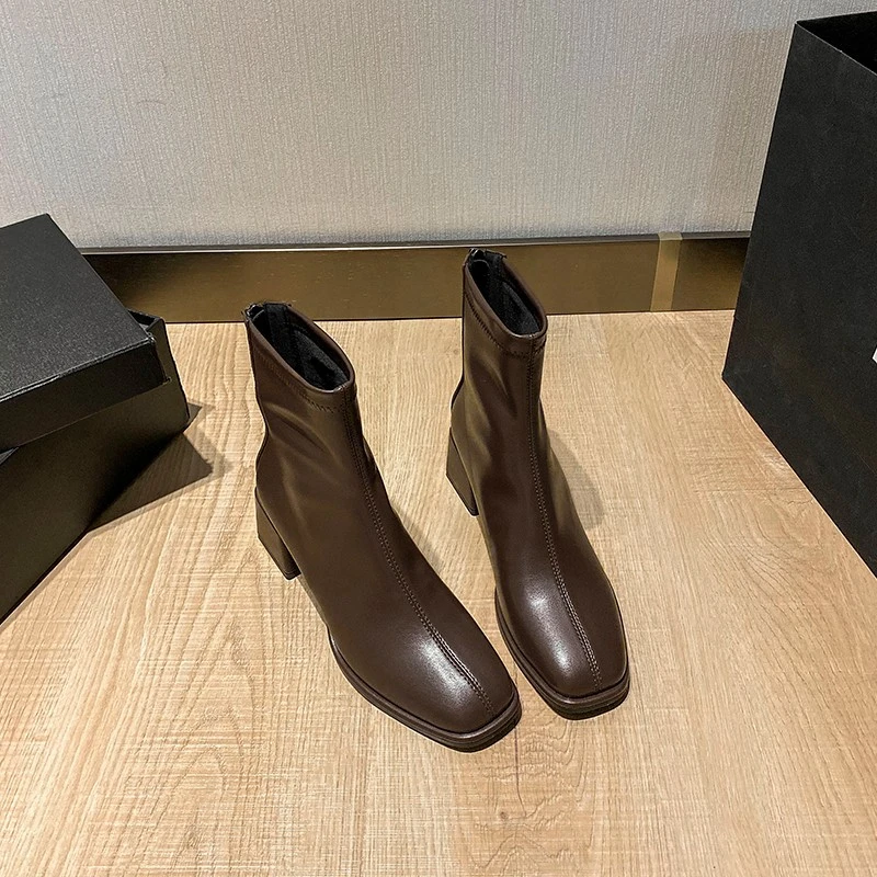 Женские брендовые ботинки 2023 корейские модные женские с квадратным носком