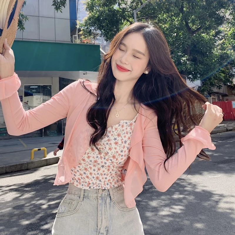 

A Thin coat tops women's bottoming shirts women's spring autumn foreign style with new design sense niche slim short hot