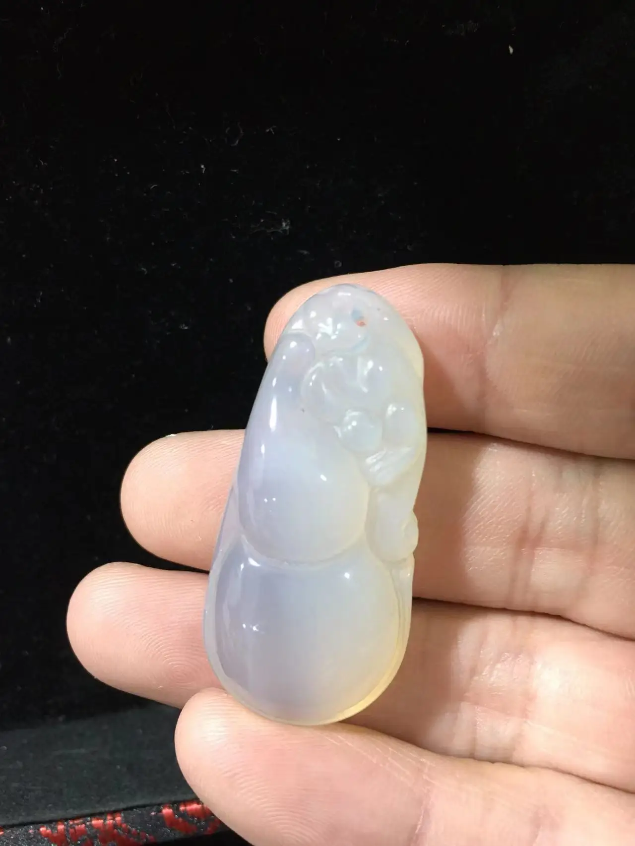 

Natural Jade Chalcedony Gourd Pendant Fulu Men's and Women's Clavicle Chain Jade Pendant