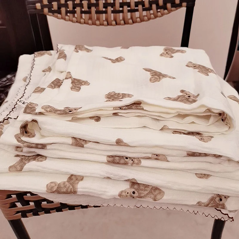 

2 Layers Kids Blankets Bear Print Cotton Air Conditioned Infant Sleeping Blanket Infant Accessories Cute Bear Top Quality
