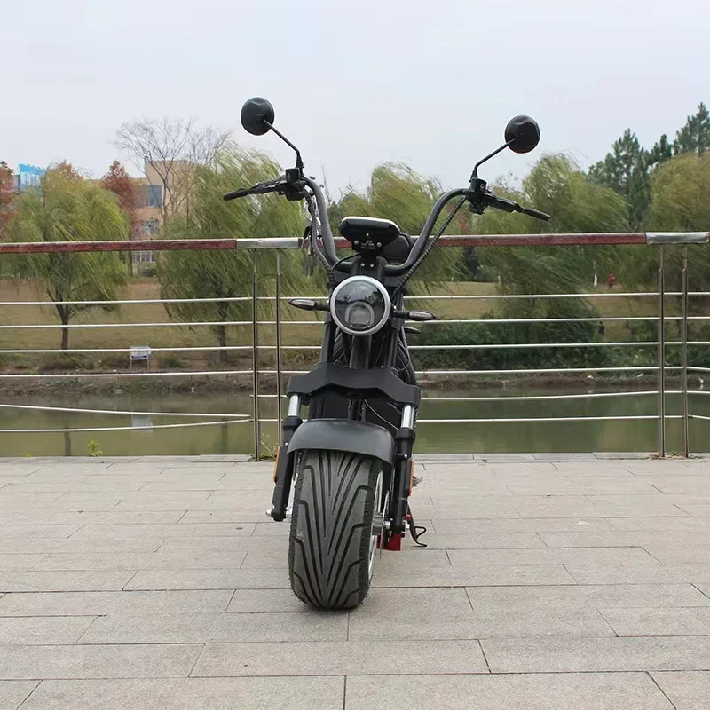 Производители экспортируют электросамокаты двухколесные и городские скутеры.