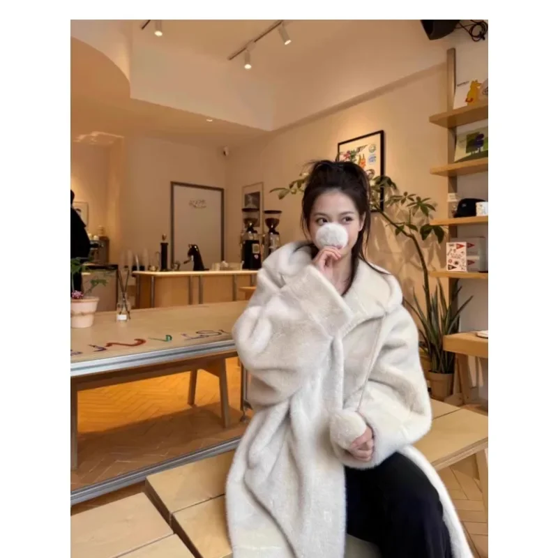 2024 осенне-зимнее новое белое шерстяное пальто женское корейское маленькое