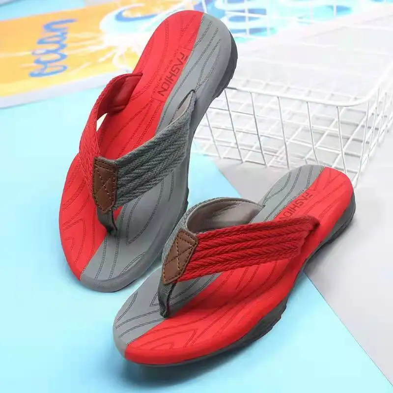 

BLWBYL 2022 NEW slippers, flip-flops, men's summer wear, Korean version of personalized rubber non-slip clip-on beach sandals