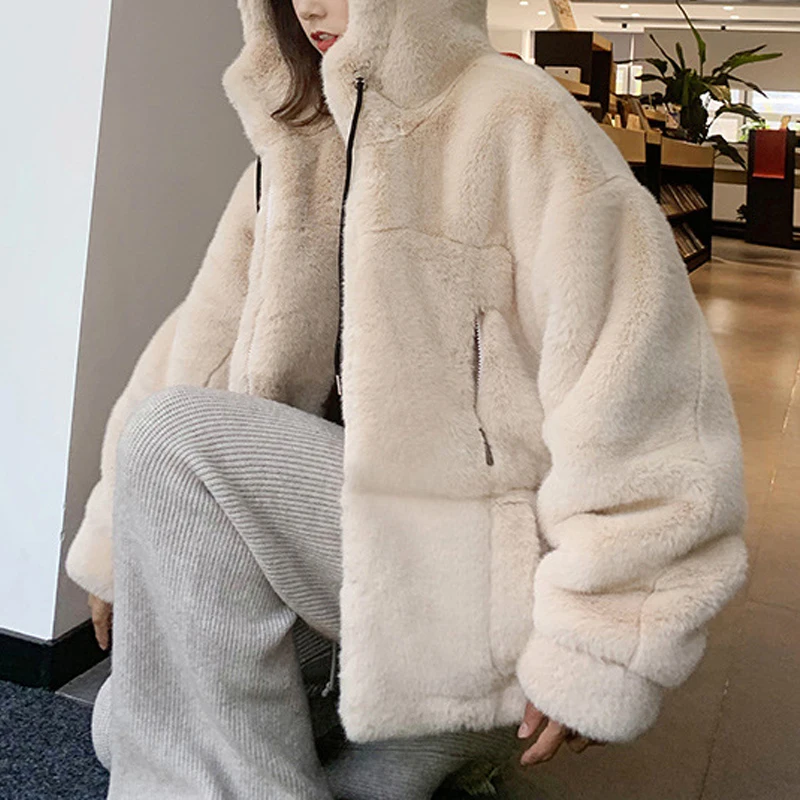 Faux Fur Jacket Short Women Thick Winter h Coat Hooded Casual Loose Warm Ladies Outerwear Luxury Blended Fur Jackets Parkas